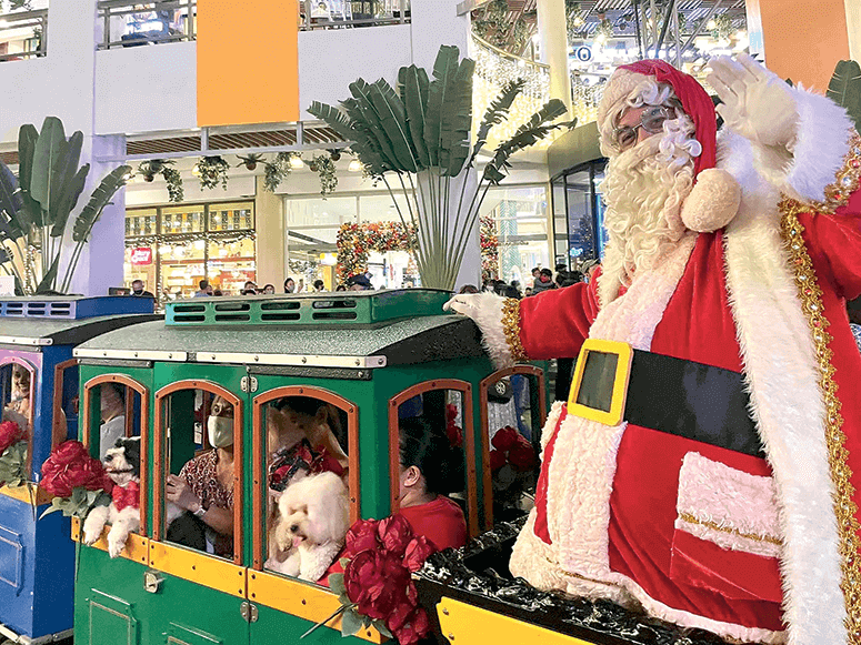 Experience Christmas in Full Bloom in Eastwood City • PhilSTAR Life